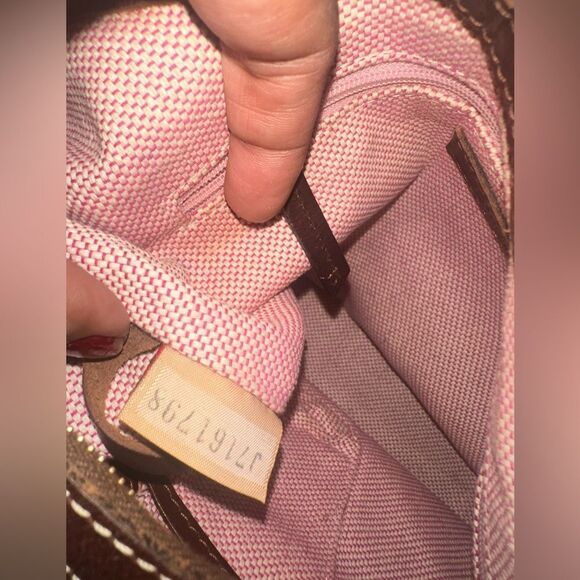 Dooney & Bourke Amber Medium Stretch Slouch - Picture 15 of 16